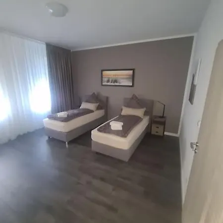 Апартаменты 3 *