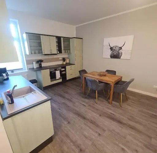 Διαμέρισμα 3 *